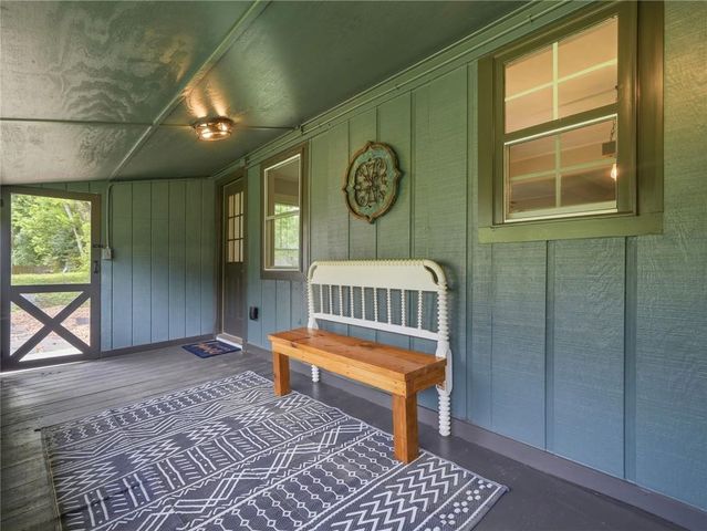 165 Cherokee Avenue, Nelson, GA 30151