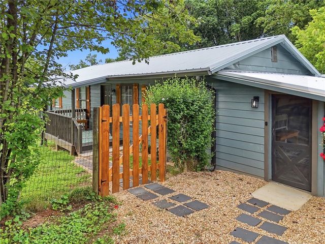 165 Cherokee Avenue, Nelson, GA 30151