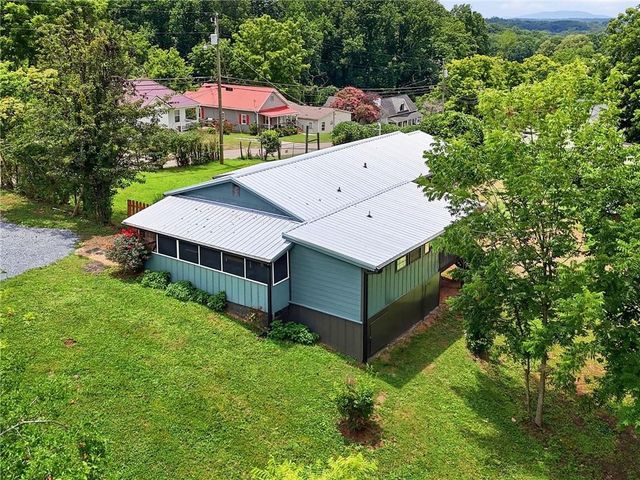 165 Cherokee Avenue, Nelson, GA 30151