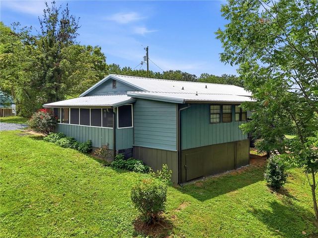 165 Cherokee Avenue, Nelson, GA 30151