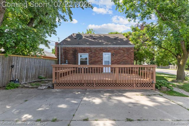 307 E Chesterfield Street, Ferndale, MI 48220