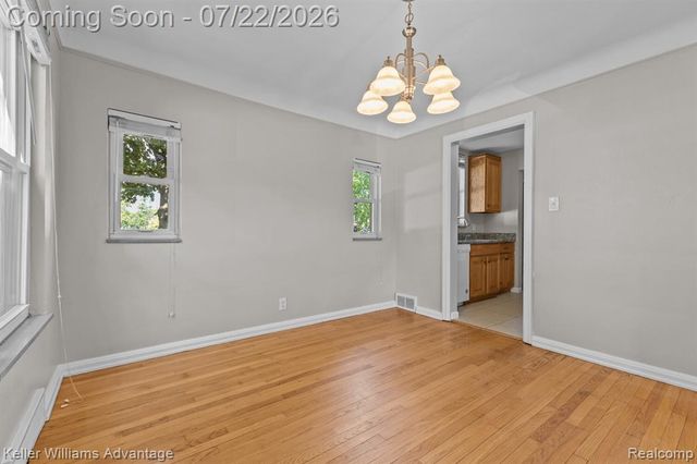 307 E Chesterfield Street, Ferndale, MI 48220