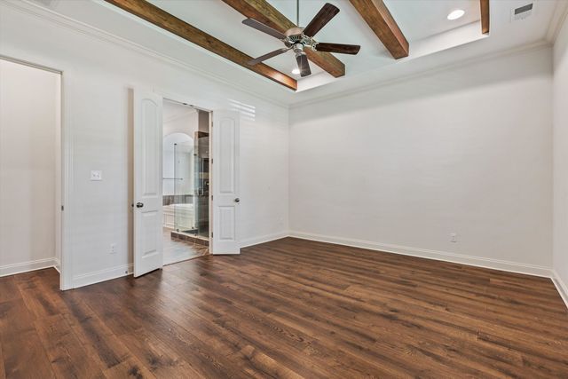 202 CHADWICK WOODS LN, Collierville, TN 38017