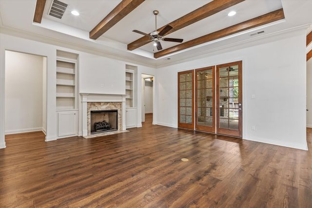202 CHADWICK WOODS LN, Collierville, TN 38017