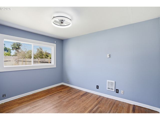 300 N LIESER Rd, Vancouver, WA 98664