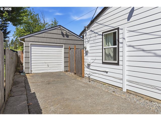 300 N LIESER Rd, Vancouver, WA 98664