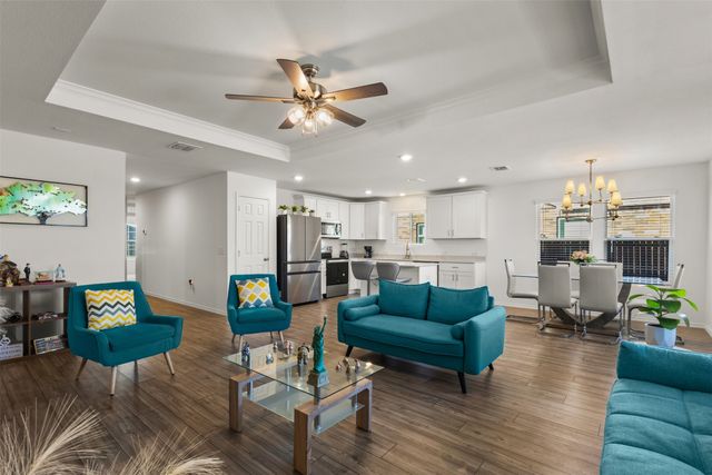 2117 Winding Creek Way, Denton, TX 76208