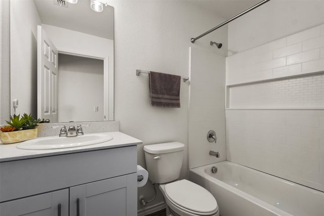 2117 Winding Creek Way, Denton, TX 76208