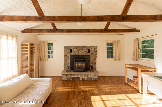 2846 Route 82, Pleasant Valley, NY 12569