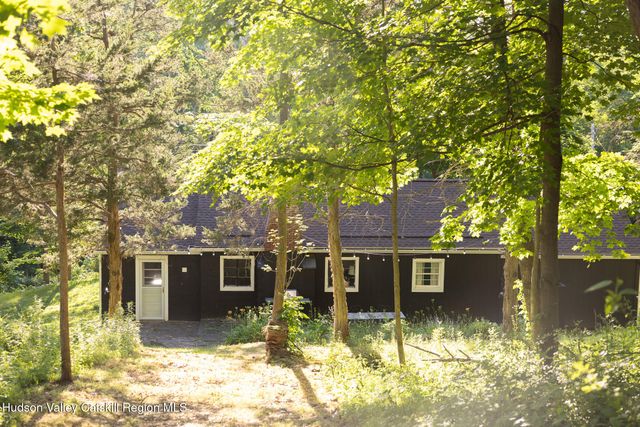2846 Route 82, Pleasant Valley, NY 12569