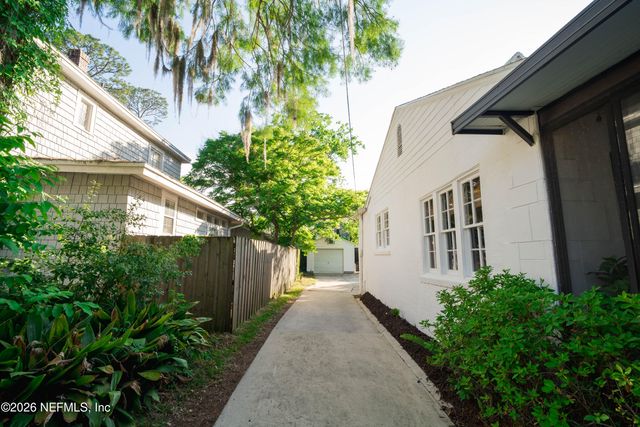 1224 HOLLYWOOD Avenue, Jacksonville, FL 32205