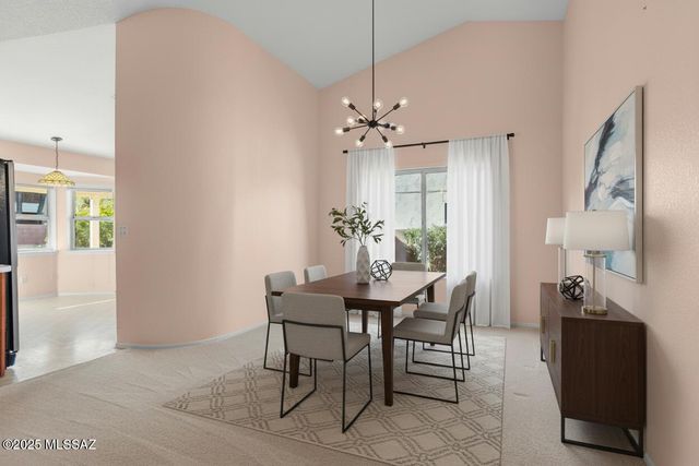 9960 E Covington Street, Tucson, AZ 85748