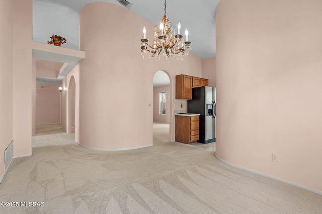 9960 E Covington Street, Tucson, AZ 85748