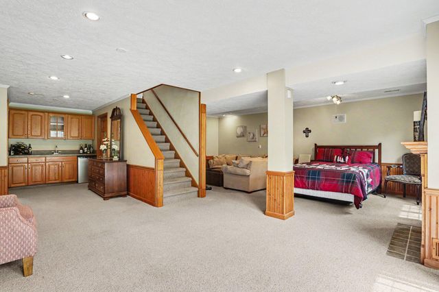 104 Briars Farm Lane, Pennfield Twp, MI 49017