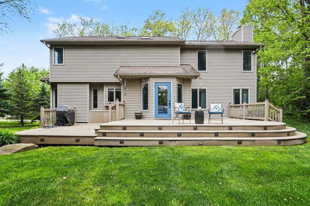 104 Briars Farm Lane, Pennfield Twp, MI 49017