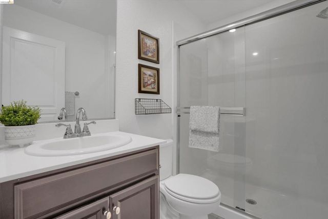 1414 Orlando Blvd, Mountain House, CA 95391