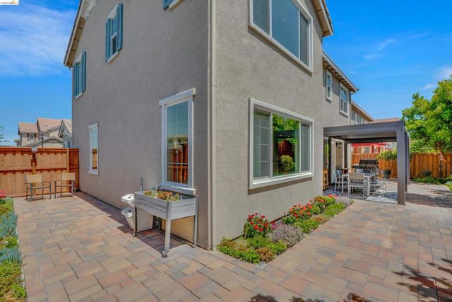 1414 Orlando Blvd, Mountain House, CA 95391