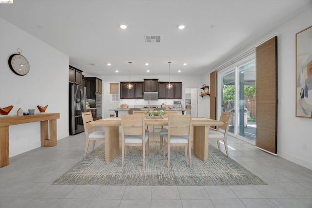 1414 Orlando Blvd, Mountain House, CA 95391