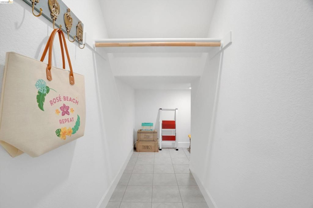 Image 15 of property listing at 1414 Orlando Blvd, Mountain House, CA 95391