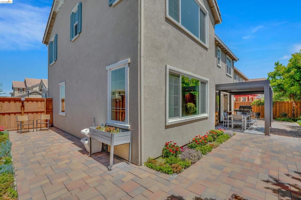 Image 35 of property listing at 1414 Orlando Blvd, Mountain House, CA 95391