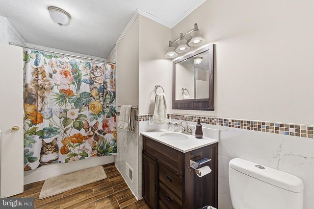 60 HICKORY CT, Monroe Township, NJ 08831