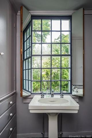 21 South Ellsworth Road, Sharon, CT 06069