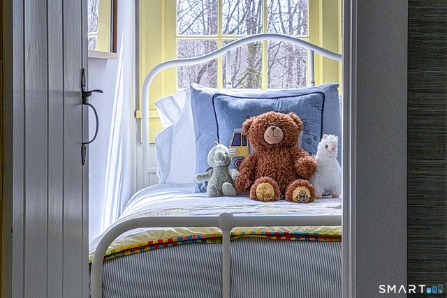 21 South Ellsworth Road, Sharon, CT 06069