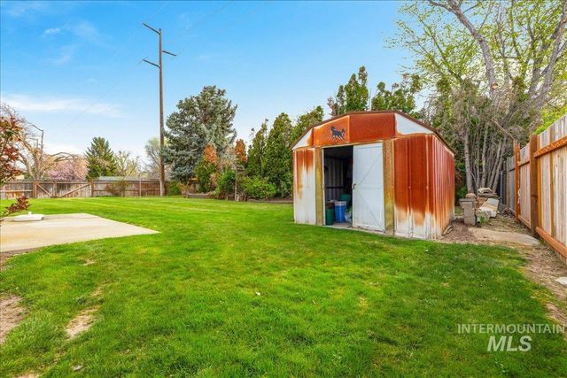 5744 N Millrun Avenue, Garden City, ID 83714