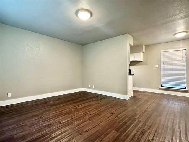 4316 Bull Creek RD 206, Austin, TX 78731