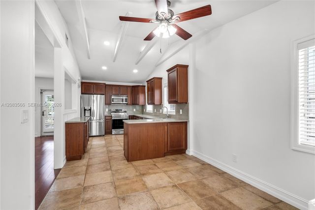 720 NE 17th Terrace, Fort Lauderdale, FL 33304