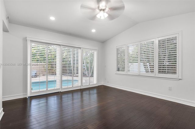 720 NE 17th Terrace, Fort Lauderdale, FL 33304