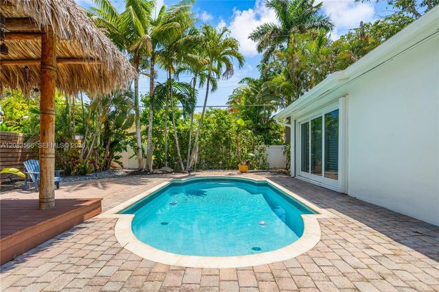 720 NE 17th Terrace, Fort Lauderdale, FL 33304