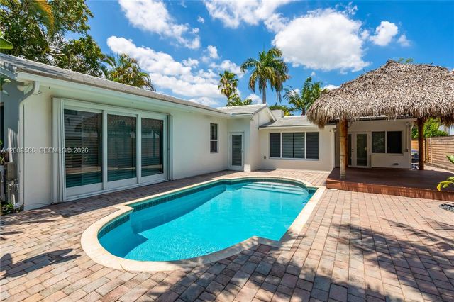 720 NE 17th Terrace, Fort Lauderdale, FL 33304