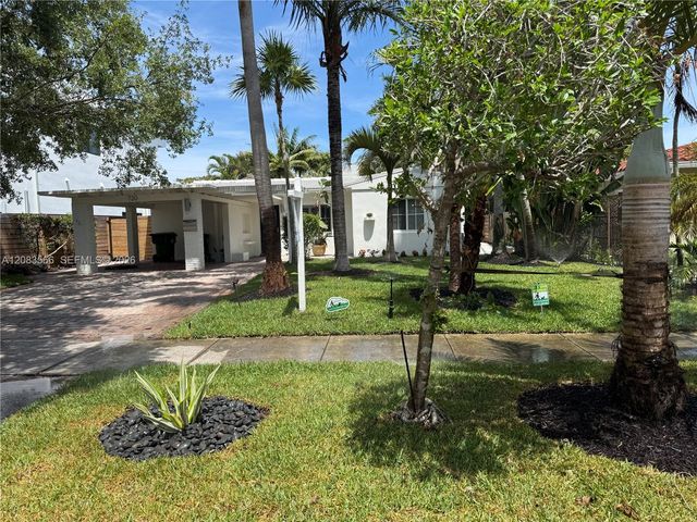 720 NE 17th Terrace, Fort Lauderdale, FL 33304