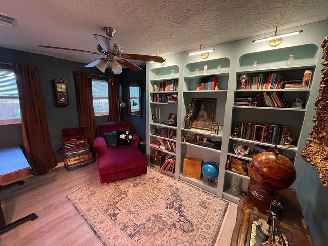 1465 15TH STREET S, St Petersburg, FL 33705