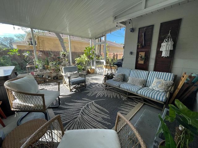 1465 15TH STREET S, St Petersburg, FL 33705