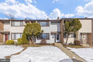 456 FAIRFIELD, East Windsor, NJ 08520