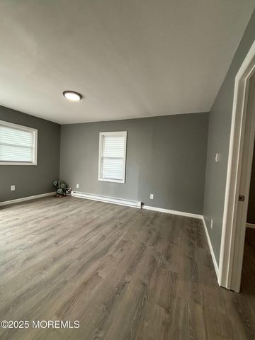 101 Seabreeze Way, Keansburg, NJ 07734