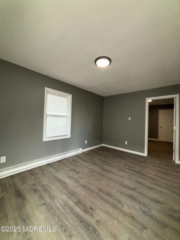 101 Seabreeze Way, Keansburg, NJ 07734