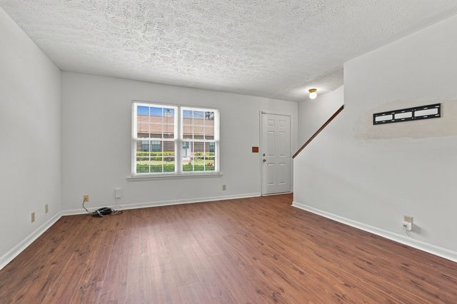 264 Mayflower Ln, N, Madison, TN 37115