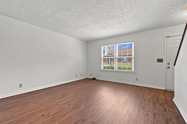 264 Mayflower Ln, N, Madison, TN 37115