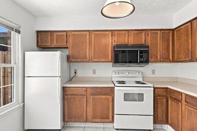 264 Mayflower Ln, N, Madison, TN 37115