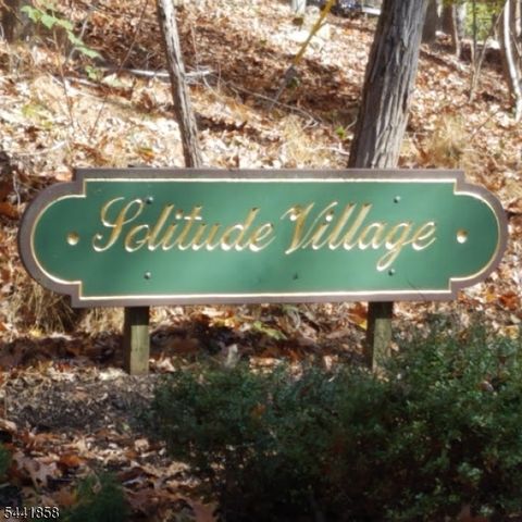 54 Northwood Dr, High Bridge Boro, NJ 08829