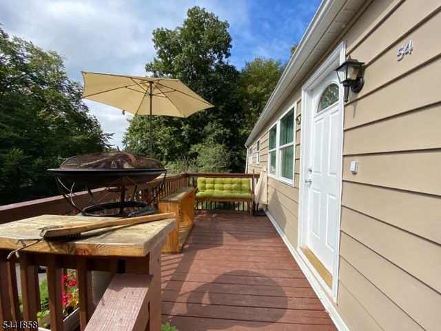 54 Northwood Dr, High Bridge Boro, NJ 08829
