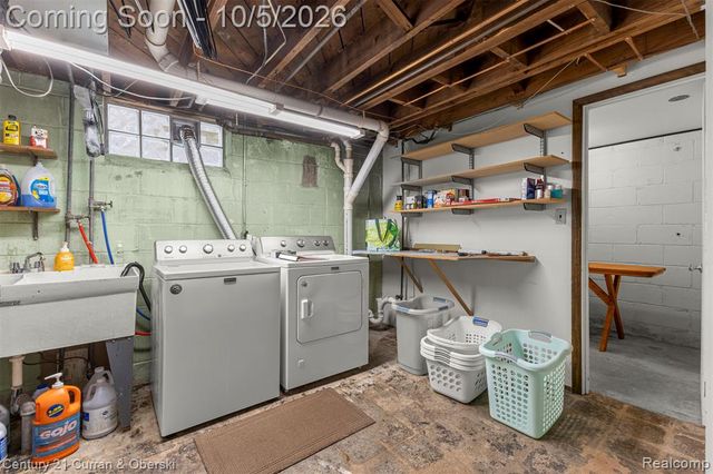 23145 Murray Street, Dearborn, MI 48128