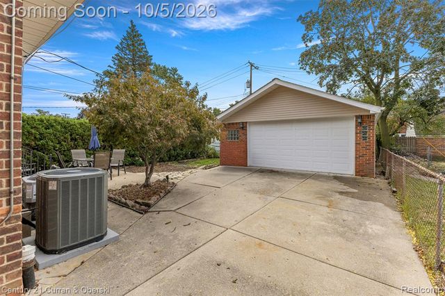 23145 Murray Street, Dearborn, MI 48128