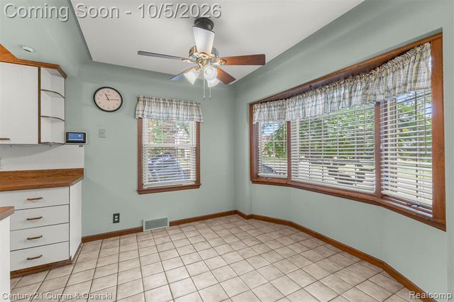 23145 Murray Street, Dearborn, MI 48128