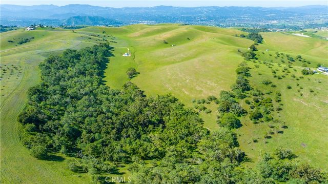 2750 Raptor Ridge Trail, Templeton, CA 93465