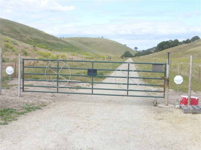2750 Raptor Ridge Trail, Templeton, CA 93465