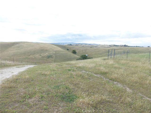 2750 Raptor Ridge Trail, Templeton, CA 93465